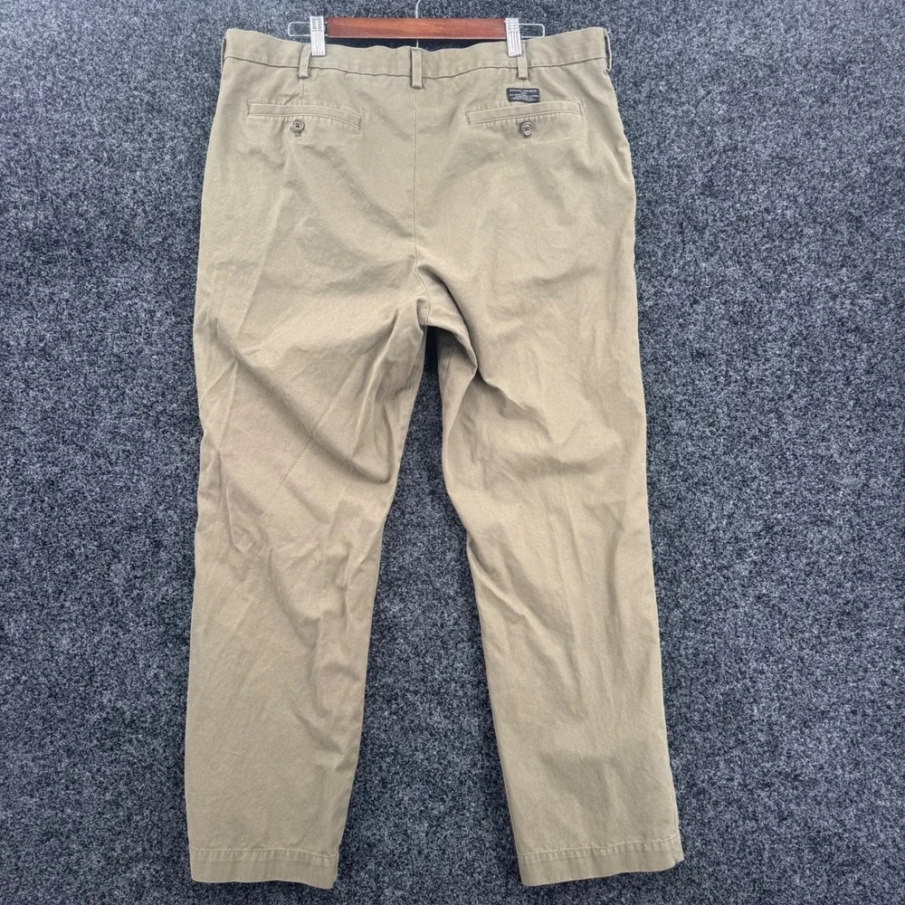 Banana Republic Aiden Chino Pants Mens 38x32 Olive Green Khaki Slim Fit Cotton
